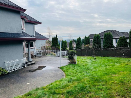 3022 Plateau Boulevard, Coquitlam, BC 