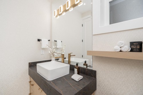2-150 51St Avenue E, Vancouver, BC 