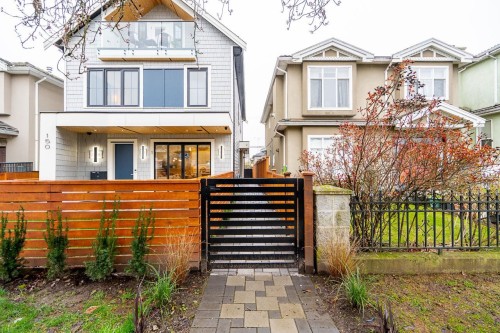 2-150 51St Avenue E, Vancouver, BC 
