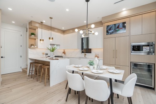 2-150 51St Avenue E, Vancouver, BC 