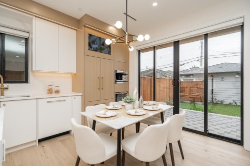 2-150 51St Avenue E, Vancouver, BC 
