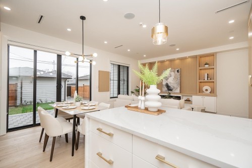 2-150 51St Avenue E, Vancouver, BC 