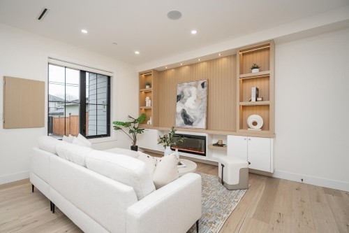 2-150 51St Avenue E, Vancouver, BC 