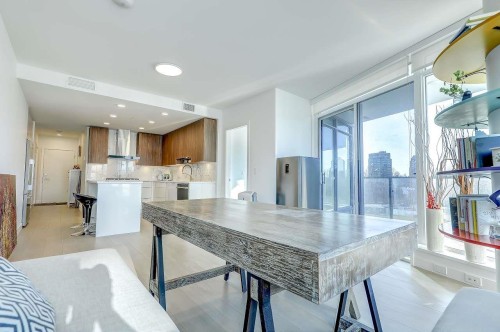 303-7683 Park Crescent, Burnaby, BC 