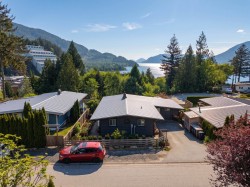 624 Lower Crescent Britannia Beach, BC V8B 1J1