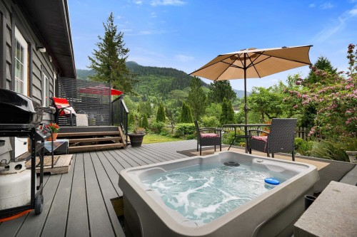 624 Lower Crescent, Britannia Beach, BC 
