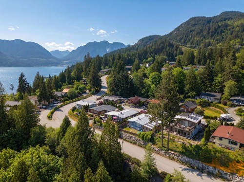 624 Lower Crescent, Britannia Beach, BC 