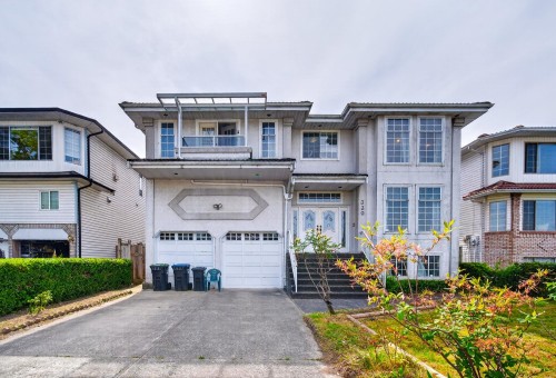 330 Wood Street  New Westminster, BC V3M 6P4
