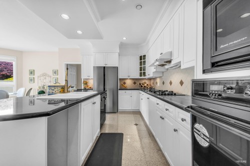 7591 Tweedsmuir Avenue, Richmond, BC 