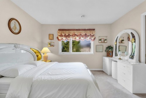 7591 Tweedsmuir Avenue, Richmond, BC 