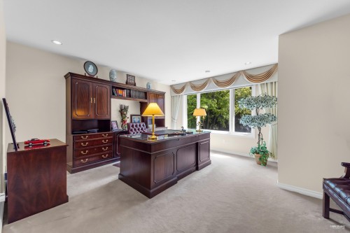 7591 Tweedsmuir Avenue, Richmond, BC 