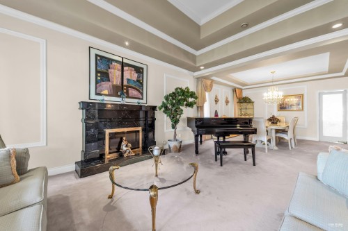 7591 Tweedsmuir Avenue, Richmond, BC 