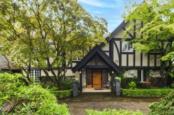1850 Mathers Avenue  West Vancouver, BC V7V 2G8