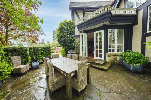 1850 Mathers Avenue, West Vancouver, BC 