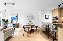 3956 Dumfries Street  Vancouver, BC V5N 0J1