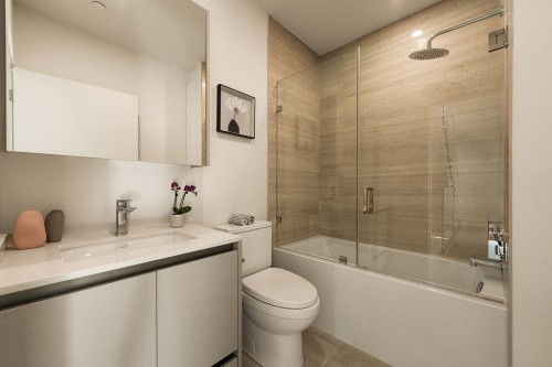 692 29Th Avenue W, Vancouver, BC 