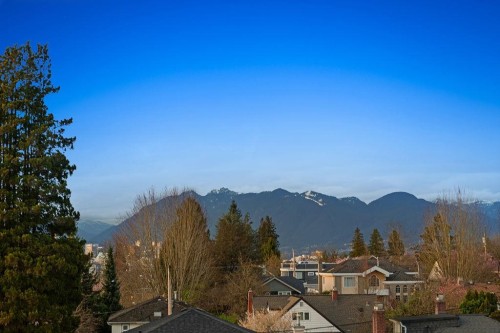 692 29Th Avenue W, Vancouver, BC 