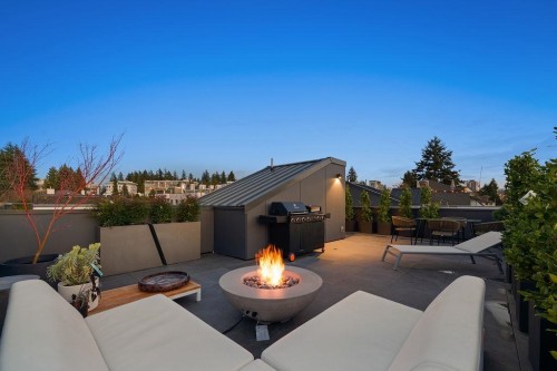 692 29Th Avenue W, Vancouver, BC 