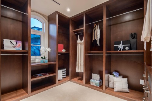 2426 Halston Court, West Vancouver, BC 