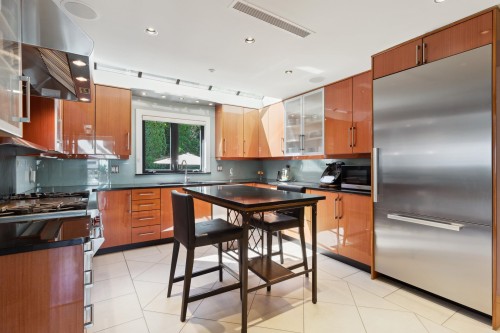 4468 1St Avenue W, Vancouver, BC 