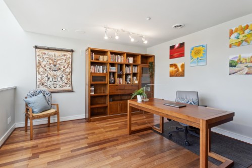4468 1St Avenue W, Vancouver, BC 