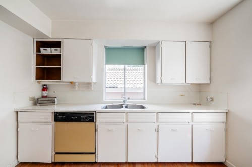2720 24Th Avenue W, Vancouver, BC 