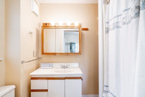 2720 24Th Avenue W, Vancouver, BC 