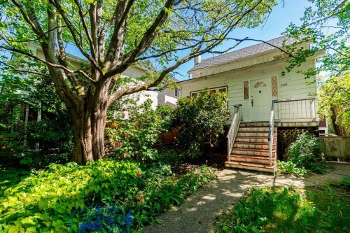 2720 24Th Avenue W, Vancouver, BC 