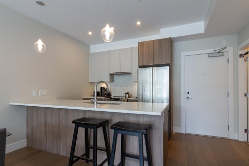 206-1870 Dowad Drive, Squamish, BC 