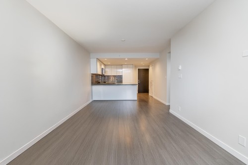 2207-3093 Windsor Gate, Coquitlam, BC 
