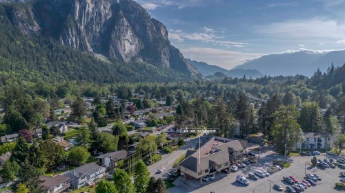 208-1909 Maple Drive, Squamish, BC 