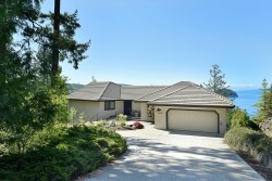 4276 Orca Road Pender Harbour, BC V0N 1S1