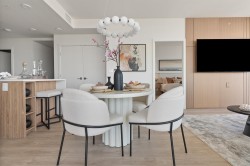 407-7728 Park Crescent Burnaby, BC V3N 0J3