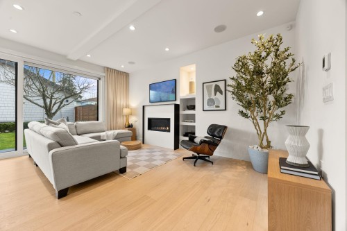 529 17Th Avenue E, Vancouver, BC 