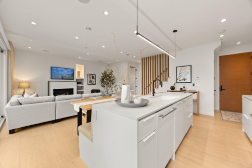 529 17Th Avenue E, Vancouver, BC 