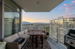 2810-1788 Gilmore Avenue Burnaby, BC V5C 0L5
