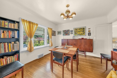 2245 22Nd Avenue W, Vancouver, BC 