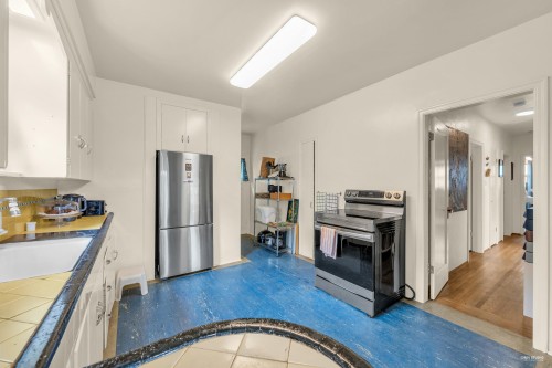 2245 22Nd Avenue W, Vancouver, BC 