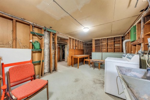 2245 22Nd Avenue W, Vancouver, BC 