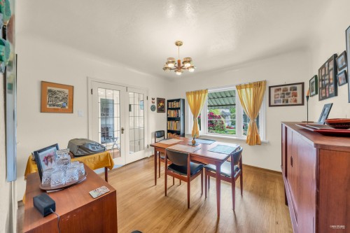 2245 22Nd Avenue W, Vancouver, BC 