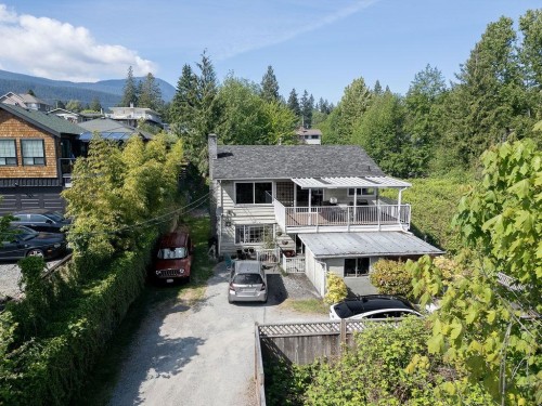 710 Gibsons Way  Gibsons, BC V0N 1V9