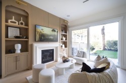 1-864 16th Avenue E Vancouver, BC V5T 2V6