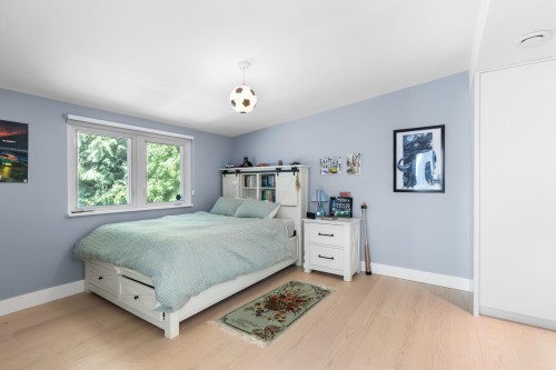 537 Eastcot Road, West Vancouver, BC 