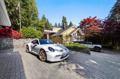 537 Eastcot Road, West Vancouver, BC 