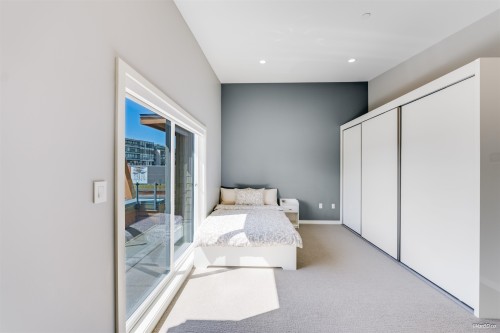 453 13Th Street, West Vancouver, BC - Indoor