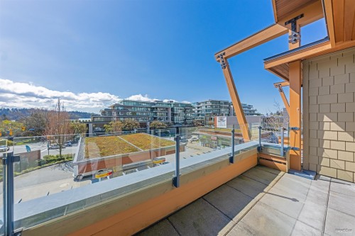 453 13Th Street, West Vancouver, BC - Outdoor
