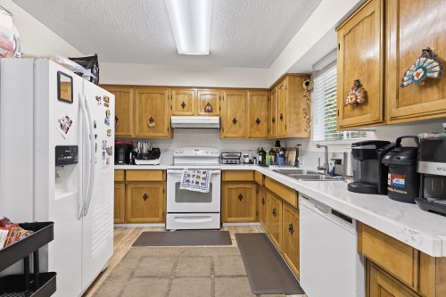 1941 Charles Street, Port Moody, BC 