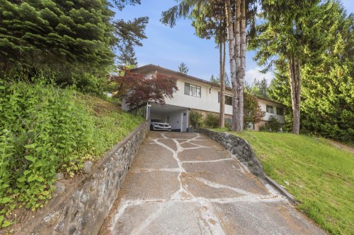 1941 Charles Street, Port Moody, BC 