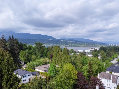 1941 Charles Street, Port Moody, BC 