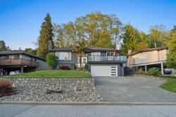 906 Strathaven Drive  North Vancouver, BC V7H 2J9